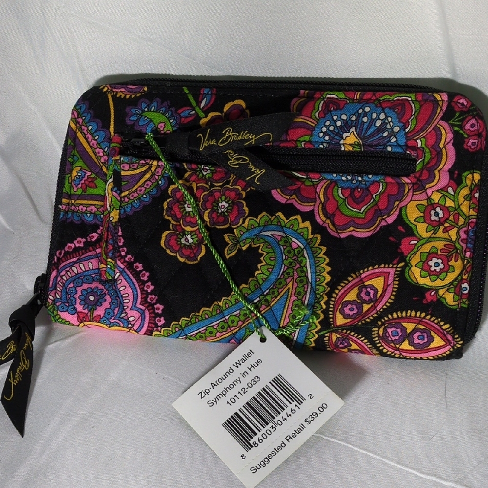 Vera Bradley NWT Zip Wallet Paisley Print